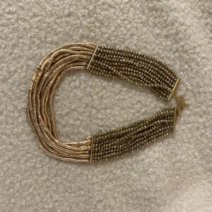 Maxi collar Golden 12€