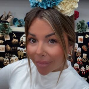 Ramillete turquesa y beige 16€