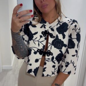 Chaqueta Caceres beige 24€