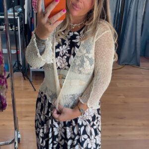 Rebeca Mágica beige 15€
