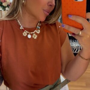 Collar flores 12€