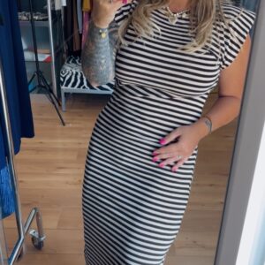Vestido Adriana marron 17€