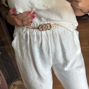 Cinturón aro dorado 8€