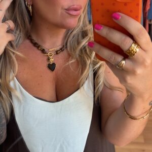 Collar corazón marron 12€