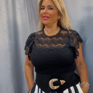 Camiseta Julieta negra 16€