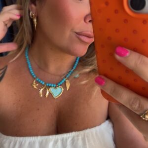 Collar turquesa 12€