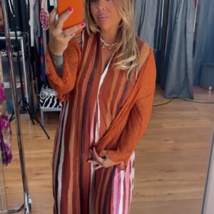 Rebeca mágica  teja 15€