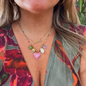 Collar Corazón rosa 10€