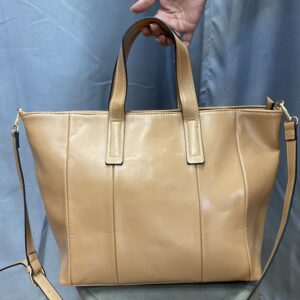 Bolso capuchino