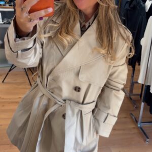 Gabardina Gisela 34€