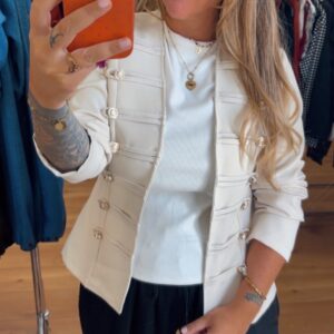Chaqueta Hungría beige 29€