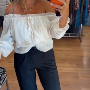 Camisa Romántica beige 20€