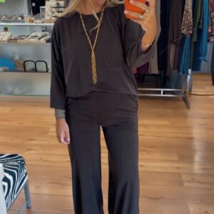 Pantalon Irene chocolate 20€