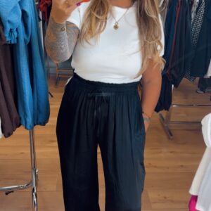 Pantalón Jimena negro 19€