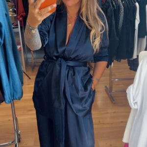 Traje Flecos azul 45€