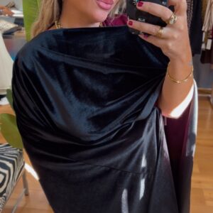 Capa terciopelo negro 16€