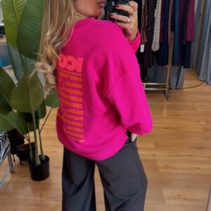 Sudadera Iconic fucsia 29€